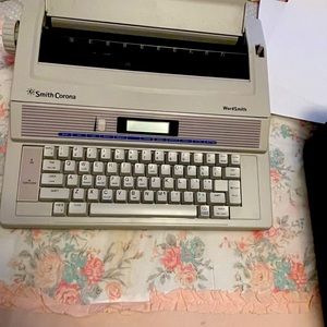 Smith Corna electric typewriter. Very clean. Works great. Can get ink @staples